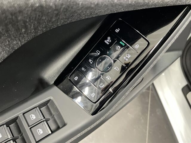 Audi Q6 e-tron 2025 quattro Vorsprung Edition