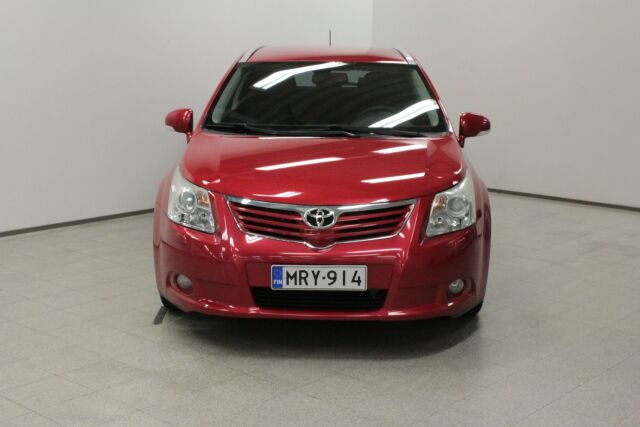 TOYOTA Avensis 2010 1,6 Valvematic Linea Sol Wagon