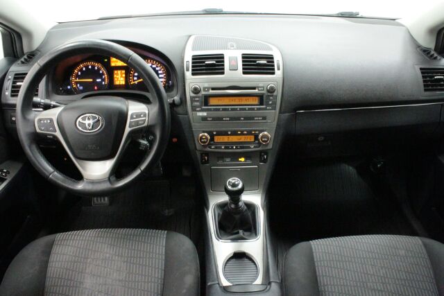 TOYOTA Avensis 2010 1,6 Valvematic Linea Sol Wagon