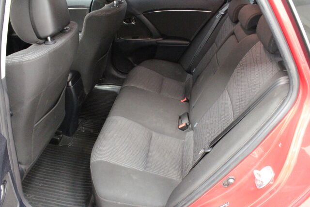 TOYOTA Avensis 2010 1,6 Valvematic Linea Sol Wagon