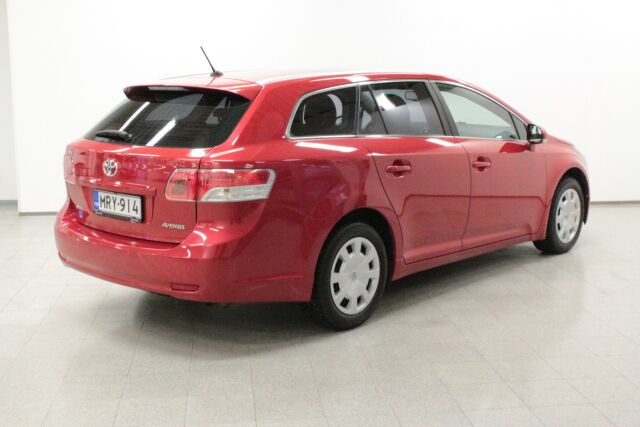 TOYOTA Avensis 2010 1,6 Valvematic Linea Sol Wagon