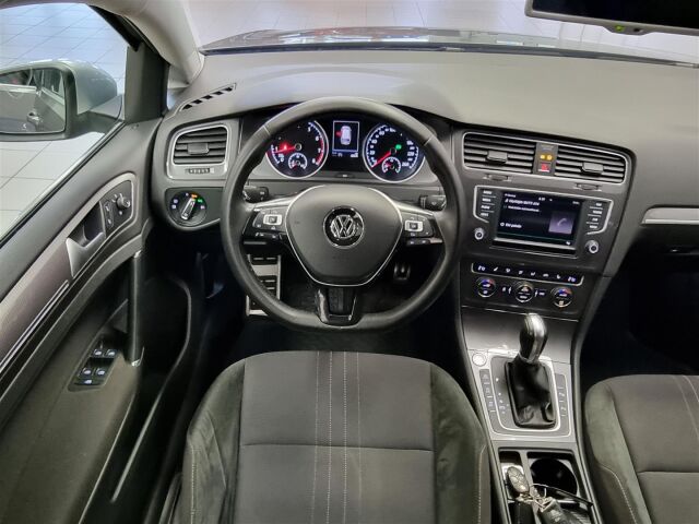VOLKSWAGEN Golf 2016 Variant Alltrack 1,8 TSI 132 kW (180 hv) 4MOTION DSG-automaatti Winter Edition/ Koukku/ ACC / Webast