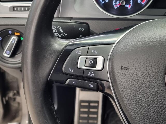 VOLKSWAGEN Golf 2016 Variant Alltrack 1,8 TSI 132 kW (180 hv) 4MOTION DSG-automaatti Winter Edition/ Koukku/ ACC / Webast