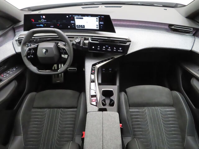 Peugeot E-5008 2026 GT Exclusive AWD 73 kWh 325 Automaatti *Upea neviveto heti toimitukseen!