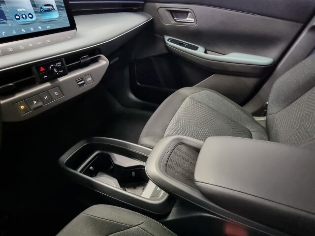 Nissan Leaf 2026 52kWh Engage Plus