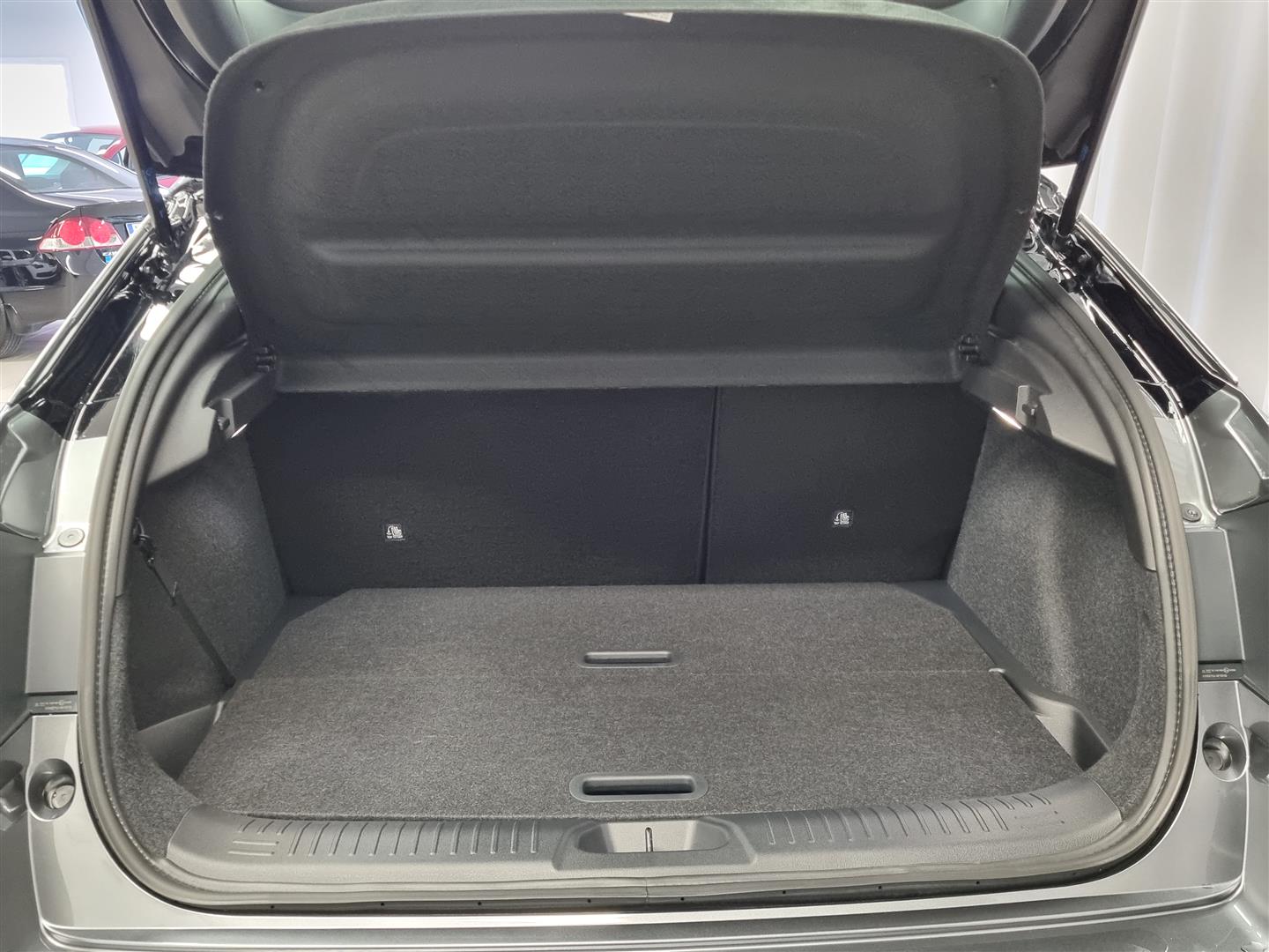 Nissan Leaf 52kWh Engage Plus 2026, kuva 6/21
