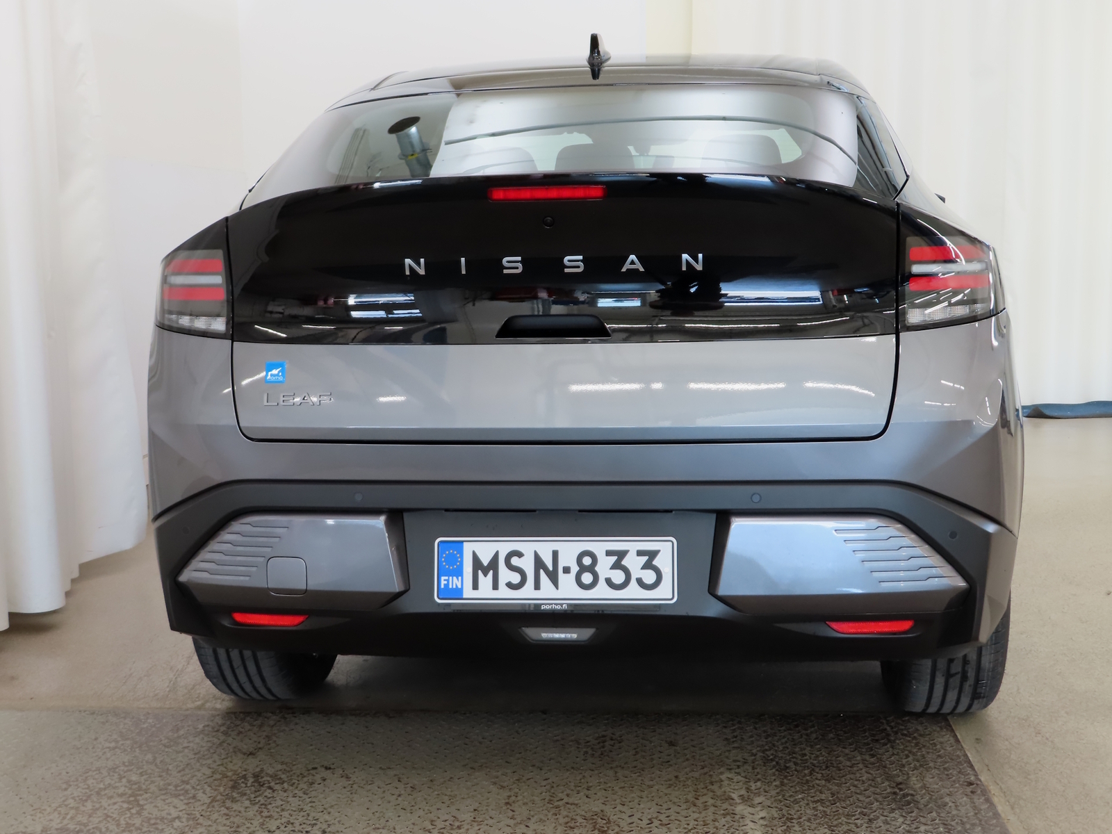 Nissan Leaf 52kWh Engage Plus 2026, photo 4/10
