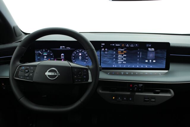 Nissan Leaf 2026 52kWh Engage Plus