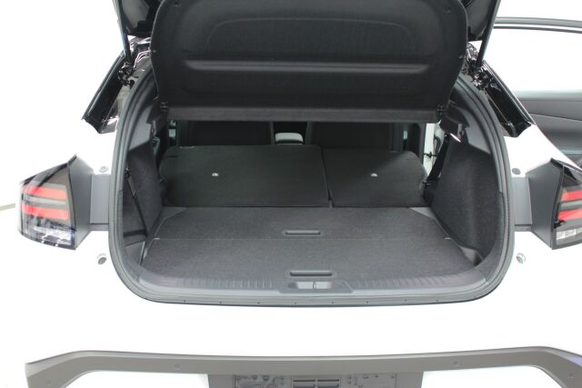 Nissan Leaf 2026 52kWh Engage Plus