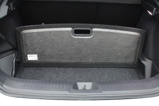 Nissan Leaf 2026 52kWh Engage Plus