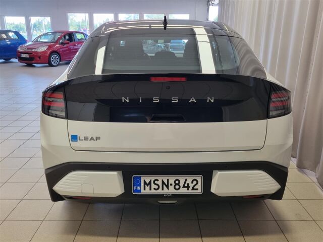 Nissan Leaf 2026 52kWh Engage Plus