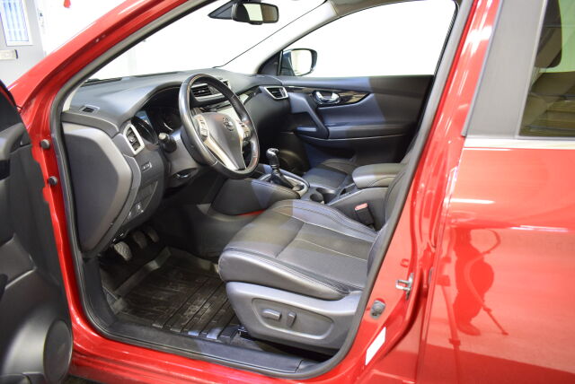 NISSAN Qashqai 2016 DIG-T 115 Business 360 2WD 6M/T E6 17" Leather* Nahkasisusta, peruutuskamera*