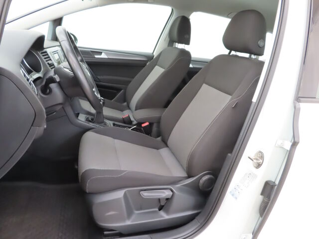 Volkswagen Golf Sportsvan 2016 Trendline 1,2 TSI 63 kW (85 hv)
