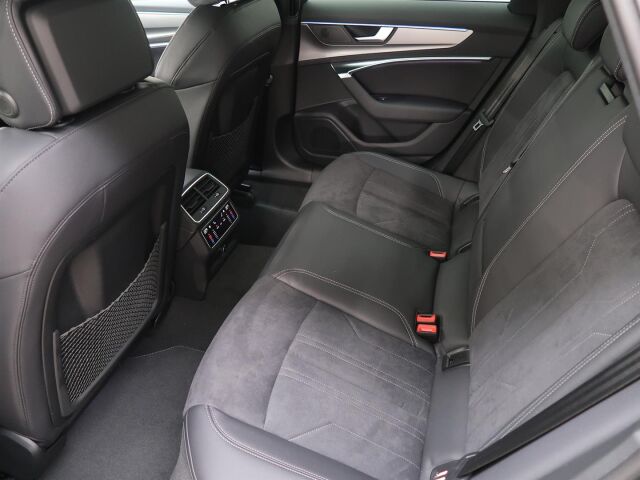 Audi A6 2024 Avant 50 TFSI e Land of quattro Plus