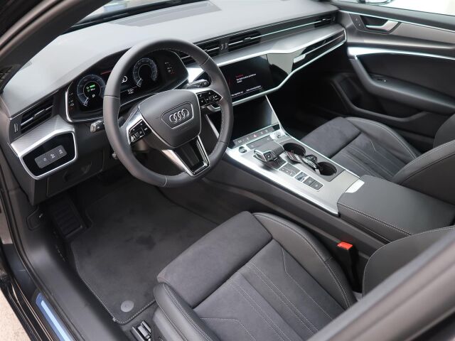 Audi A6 2024 Avant 50 TFSI e Land of quattro Plus