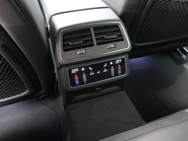 Audi A6 2024 Avant 50 TFSI e Land of quattro Plus