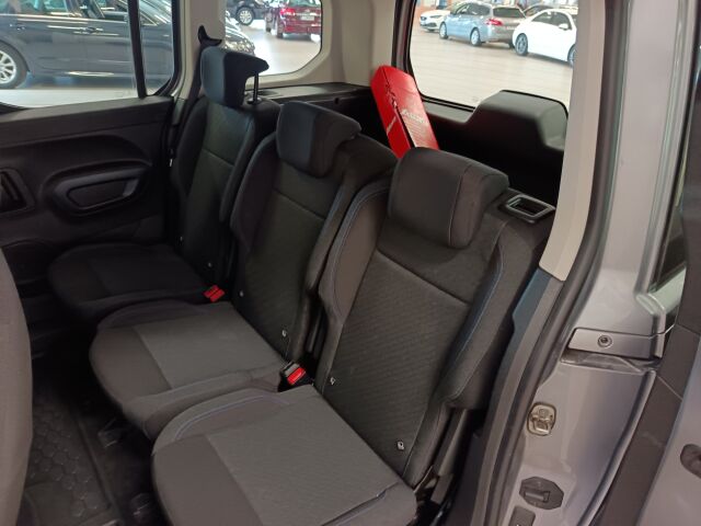 PEUGEOT Rifter 2019 Allure BlueHDi 130 EAT8-automaatti L1**PIHI PIKKU TILA-AUTO** OSTA POIS...