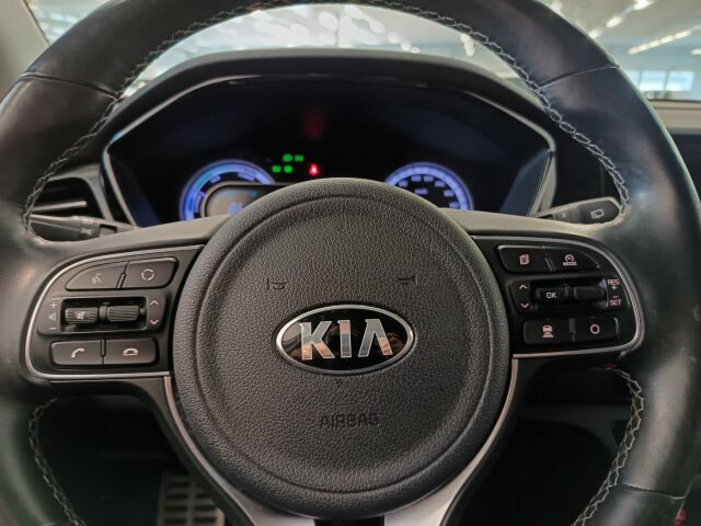 KIA Niro 2021 1,6 GDI Hybrid Platinum DCT**HIENO HYBRIDI**