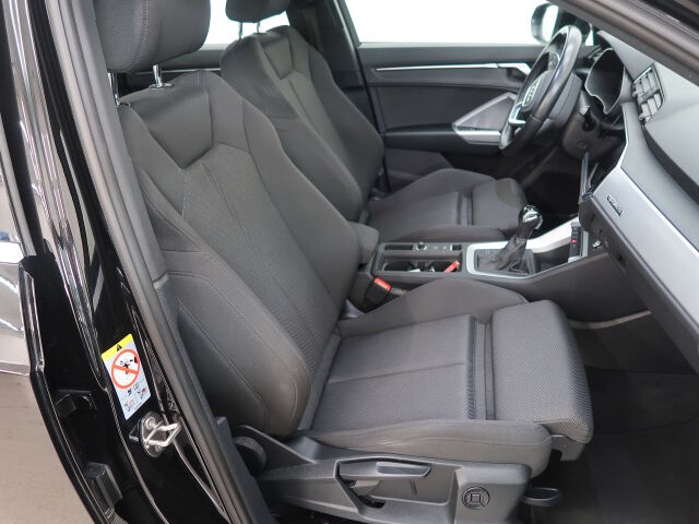 Audi Q3 2021 Business 35 TDI 110kW quattro S tronic