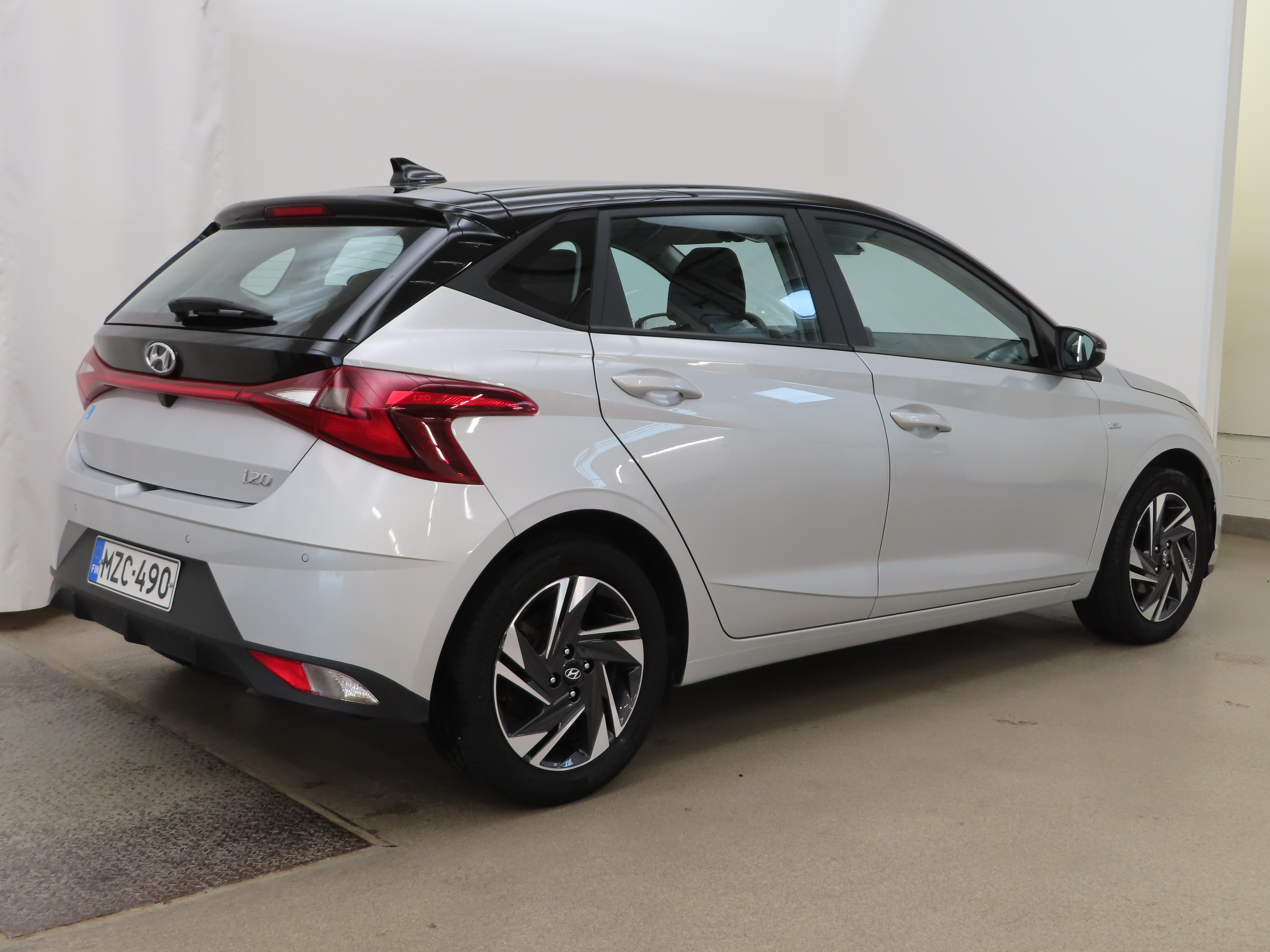 Hyundai i20 2021, kuva 3/9