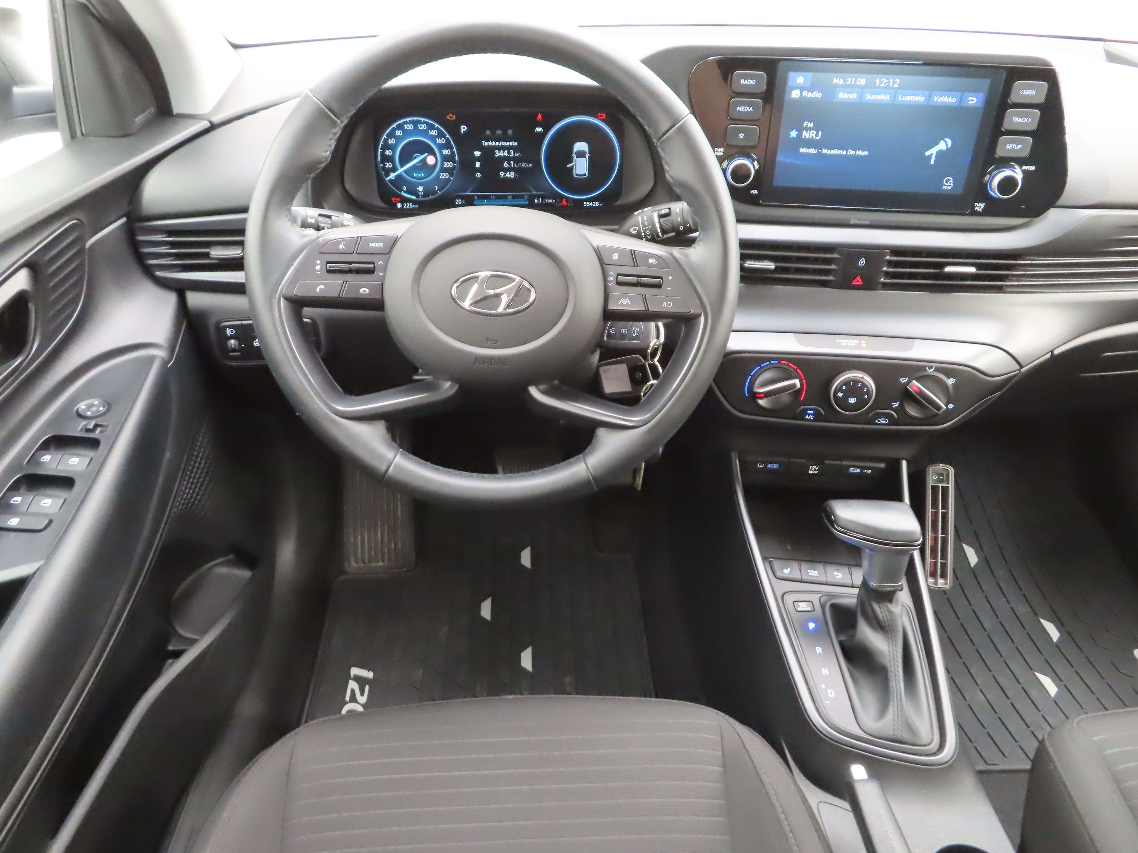 Hyundai i20 2021, kuva 7/9