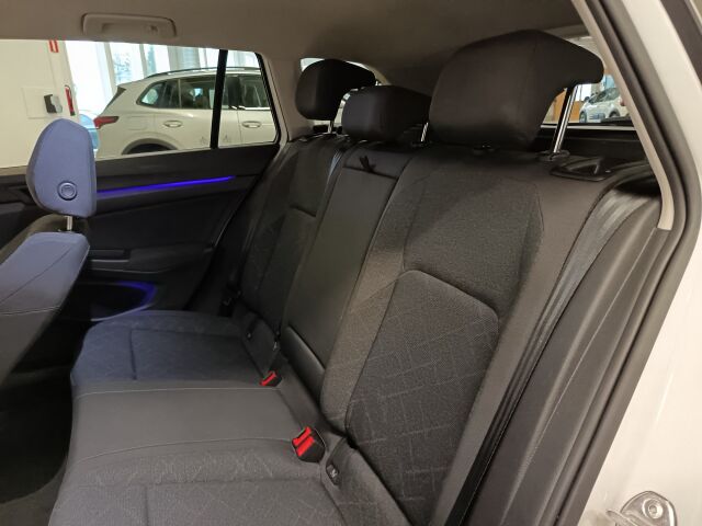 VOLKSWAGEN Golf 2022 Variant 1,5 eTSI 110 kW (MHEV) DSG-automaatti