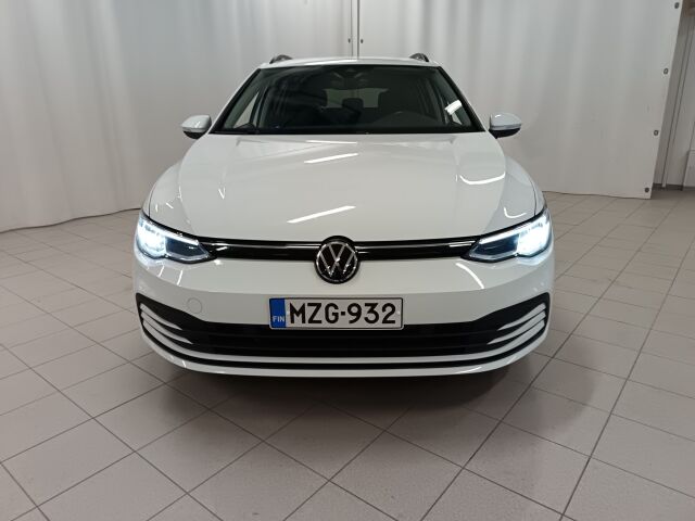 VOLKSWAGEN Golf 2022 Variant 1,5 eTSI 110 kW (MHEV) DSG-automaatti