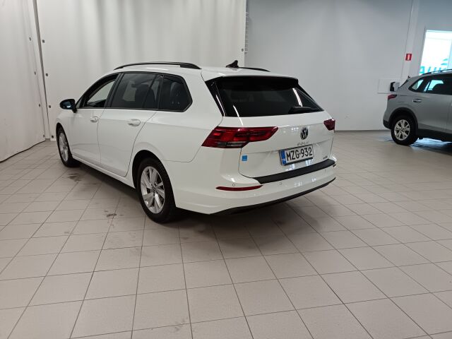 VOLKSWAGEN Golf 2022 Variant 1,5 eTSI 110 kW (MHEV) DSG-automaatti