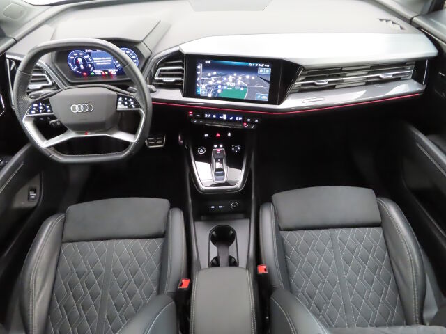 Audi Q4 e-tron 2021 50 e-tron quattro