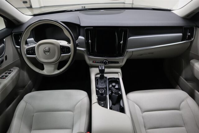 VOLVO V90 2017 D3 AWD Business aut