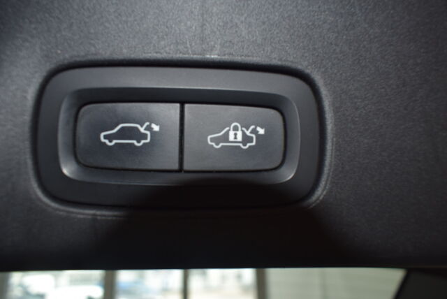 VOLVO V90 2017 D3 AWD Business aut* 4-veto, Led-ajovalot*