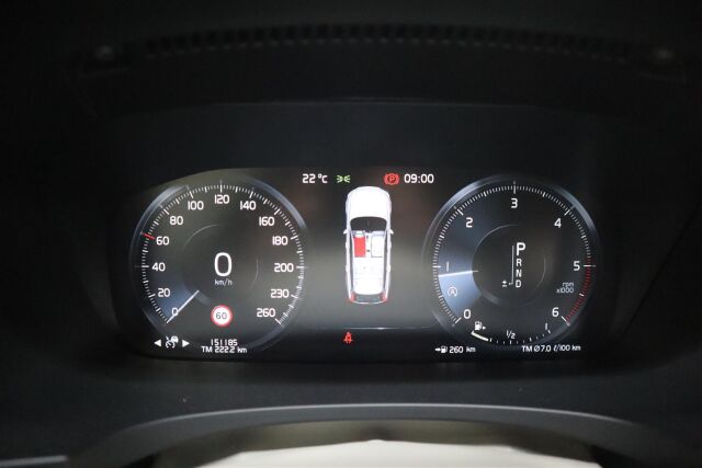 VOLVO V90 2017 D3 AWD Business aut