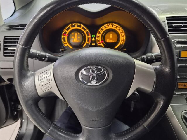 TOYOTA Auris 2008 1,6 Dual VVT-i Linea Sol 5ov