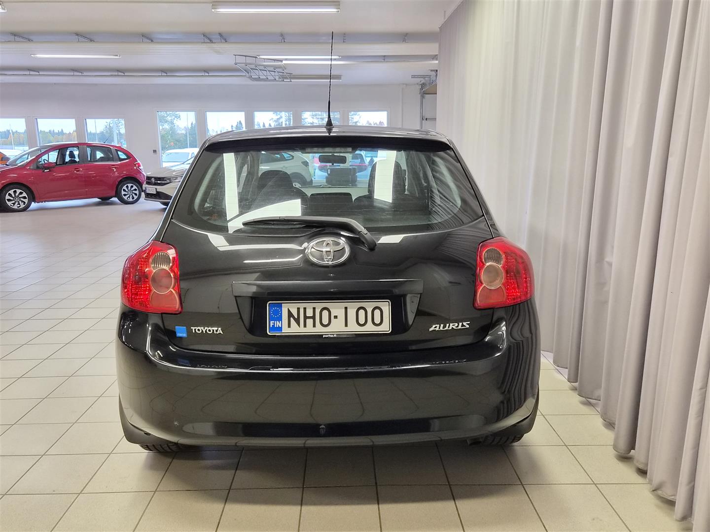 Toyota Auris 2008, kuva 5/16