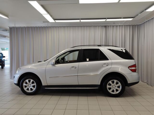 MERCEDES-BENZ ML 2006 320 CDI 4Matic A