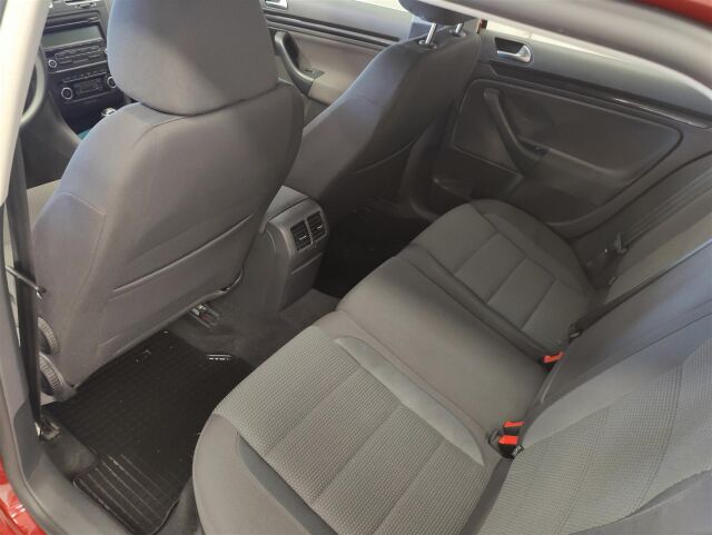VOLKSWAGEN Golf 2010 Variant Comfortline 1,2 TSI 77 kW (105 hv) Bluemotion Technology