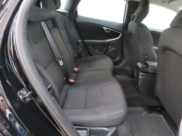 Volvo V40 2012 T3 Kinetic