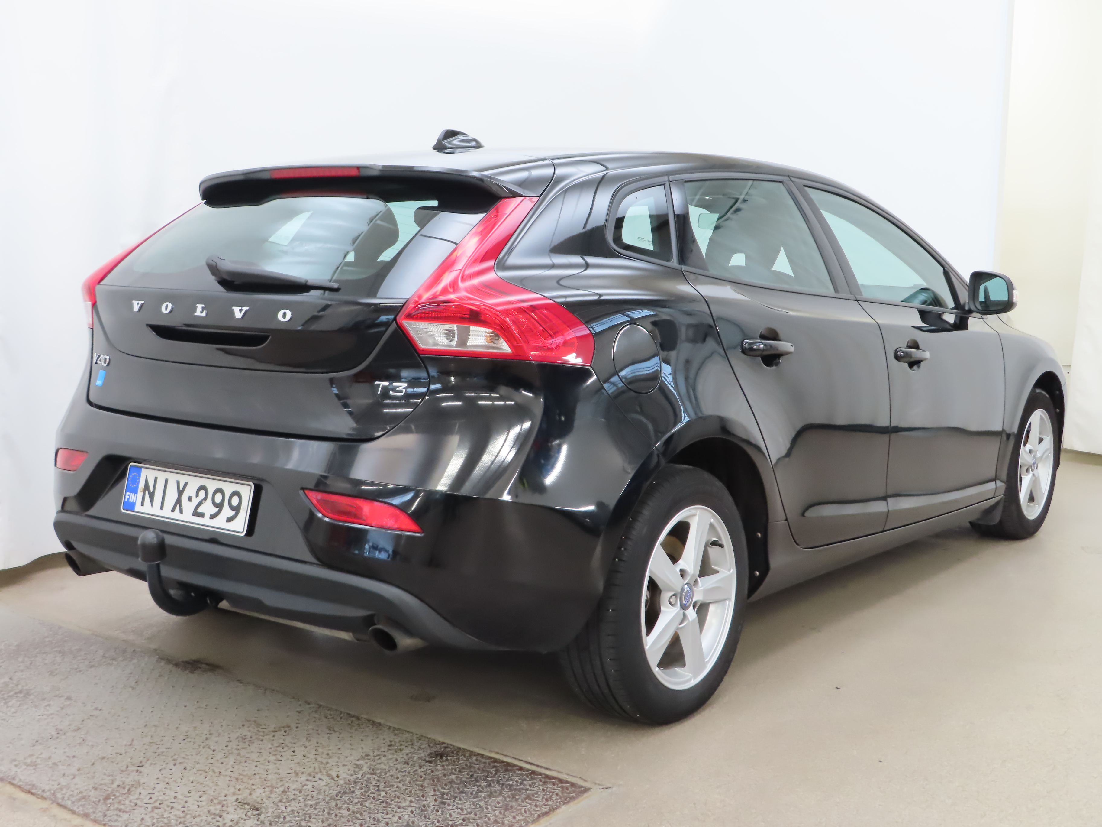Volvo V40 T3 Kinetic 2012, photo 4/11