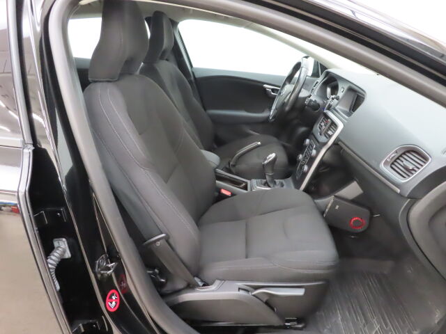 Volvo V40 2012 T3 Kinetic