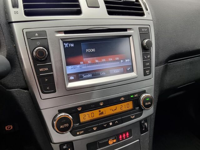 TOYOTA Avensis 2014 1,8 Valvematic Active 4ov Multidrive S