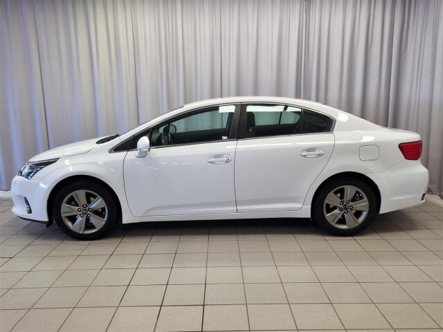 TOYOTA Avensis 2014 1,8 Valvematic Active 4ov Multidrive S