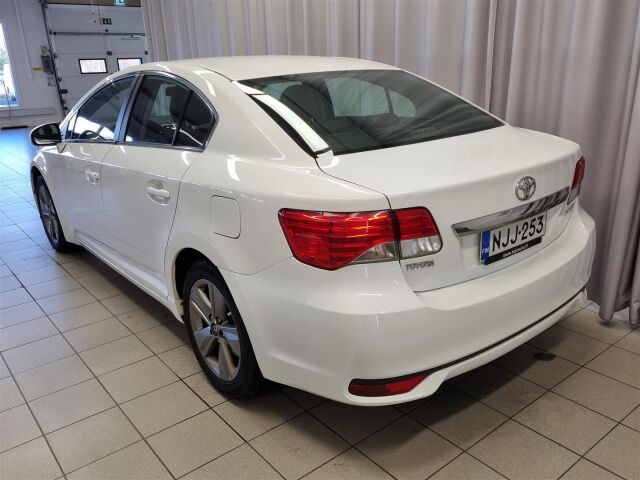 TOYOTA Avensis 2014 1,8 Valvematic Active 4ov Multidrive S
