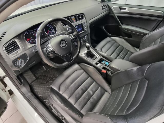 VOLKSWAGEN Golf 2014 Comfortline 1,4 TSI 90 kW (122 hv)  automaatti / ACC / Keyless / Nahkasisusta / Navi