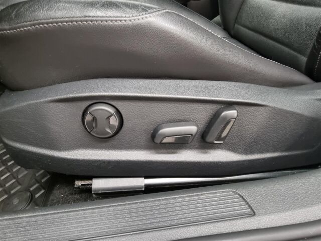 VOLKSWAGEN Golf 2014 Comfortline 1,4 TSI 90 kW (122 hv)  automaatti / ACC / Keyless / Nahkasisusta / Navi