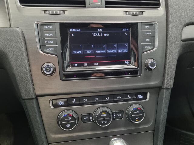 VOLKSWAGEN Golf 2014 Comfortline 1,4 TSI 90 kW (122 hv)  automaatti / ACC / Keyless / Nahkasisusta / Navi