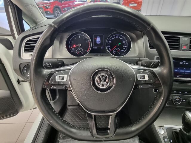 VOLKSWAGEN Golf 2014 Comfortline 1,4 TSI 90 kW (122 hv)  automaatti / ACC / Keyless / Nahkasisusta / Navi