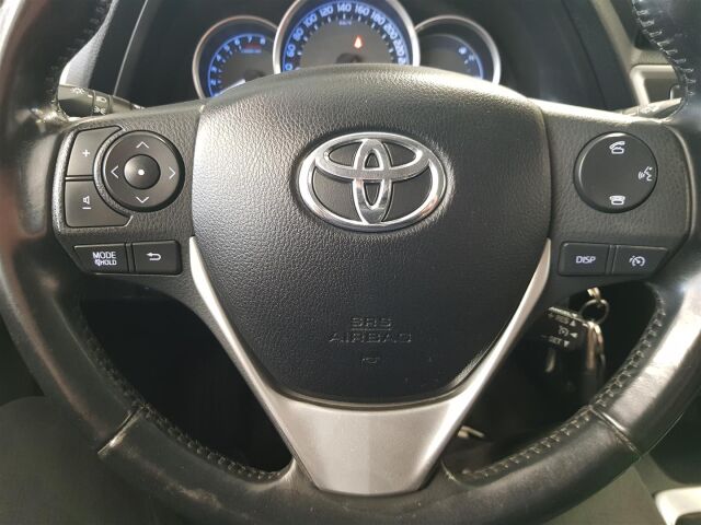 TOYOTA Auris 2014 Touring Sports 1,6 Valvematic Active