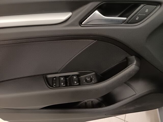 AUDI A3 2014 Sportback Business Sport 1,4 TFSI 92 kW S trn*TYYLIKÄS JA TARKASTI PIDETTY YKSILÖ*