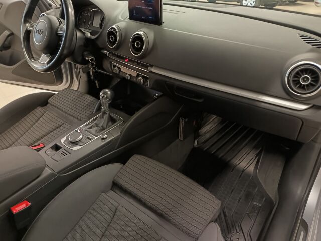 AUDI A3 2014 Sportback Business Sport 1,4 TFSI 92 kW S trn*TYYLIKÄS JA TARKASTI PIDETTY YKSILÖ*