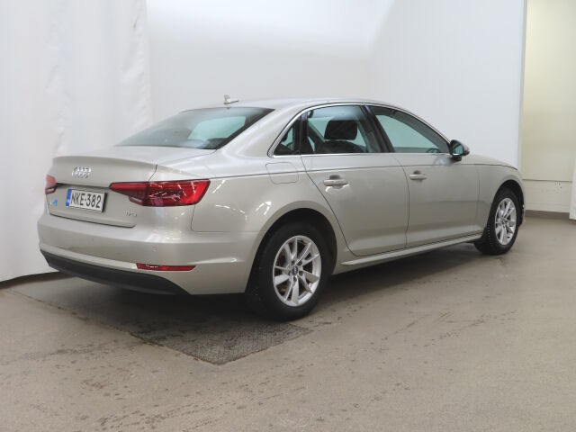 Audi A4 2016 Sedan Business 1,4 TFSI 110 kW S tronic